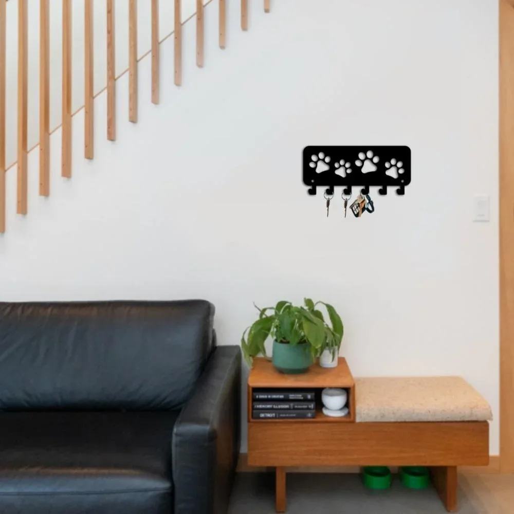 New paw print cat / dog black metal wall hanger with 6 hooks